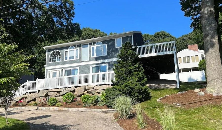 57 Saybrook Ave, Narragansett, RI 02882 - 4 Beds, 2 Bath