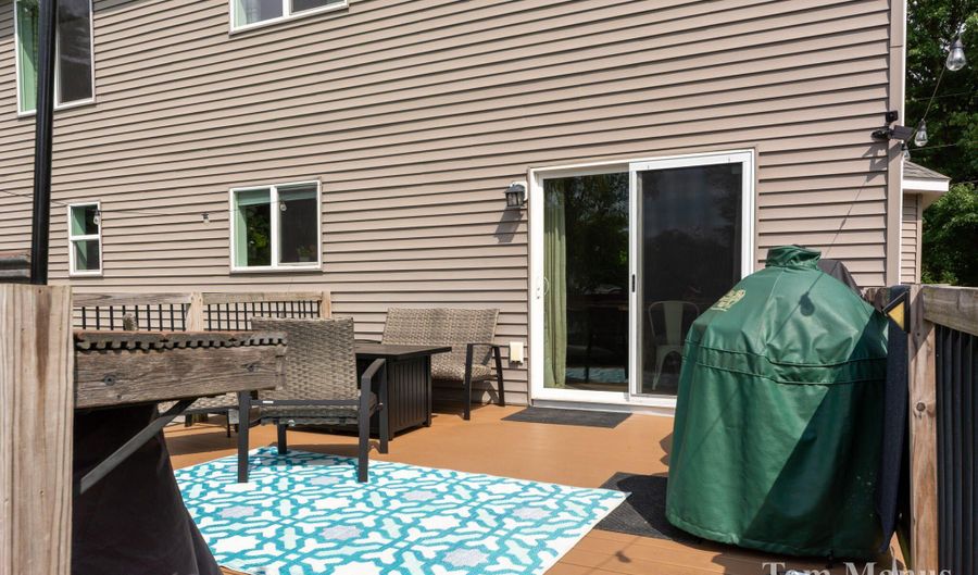 8471 45th St SE, Ada, MI 49301 - 5 Beds, 4 Bath