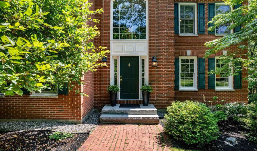 11 Mcafee Farm Rd, Bedford, NH 03110 - 4 Beds, 4 Bath