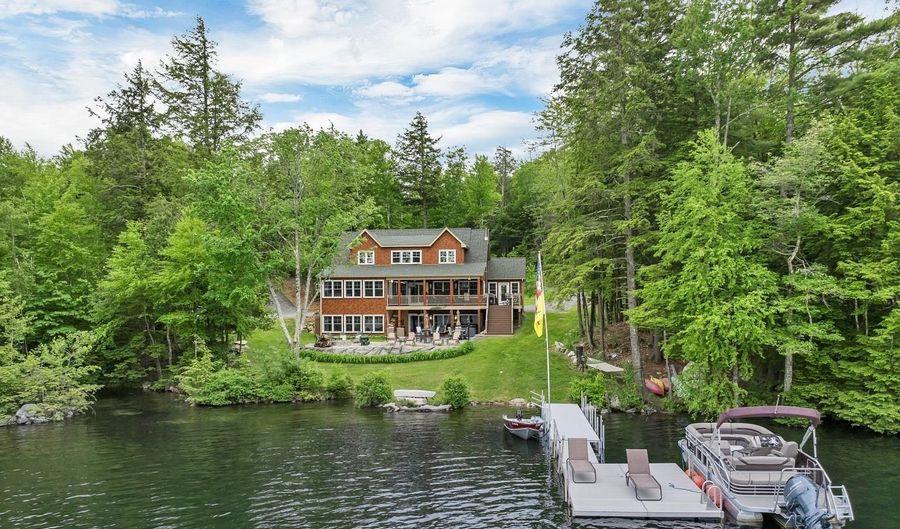 78 Cates Ln, Brookfield, NH 03872 - 4 Beds, 4 Bath