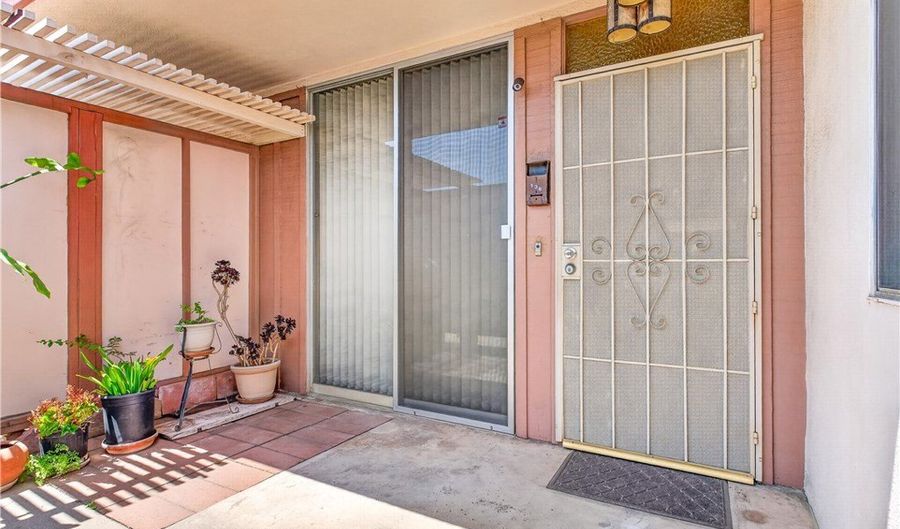 777 E Vly 136, Alhambra, CA 91801 - 2 Beds, 2 Bath