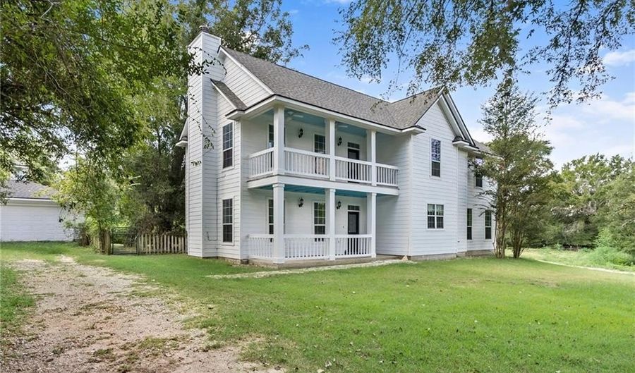 12000 Grassbur Rd, Bryan, TX 77808 - 5 Beds, 4 Bath