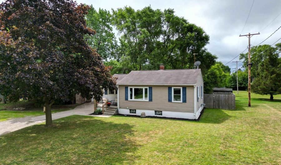 324 E Hillcrest, Alma, MI 48801 - 3 Beds, 2 Bath
