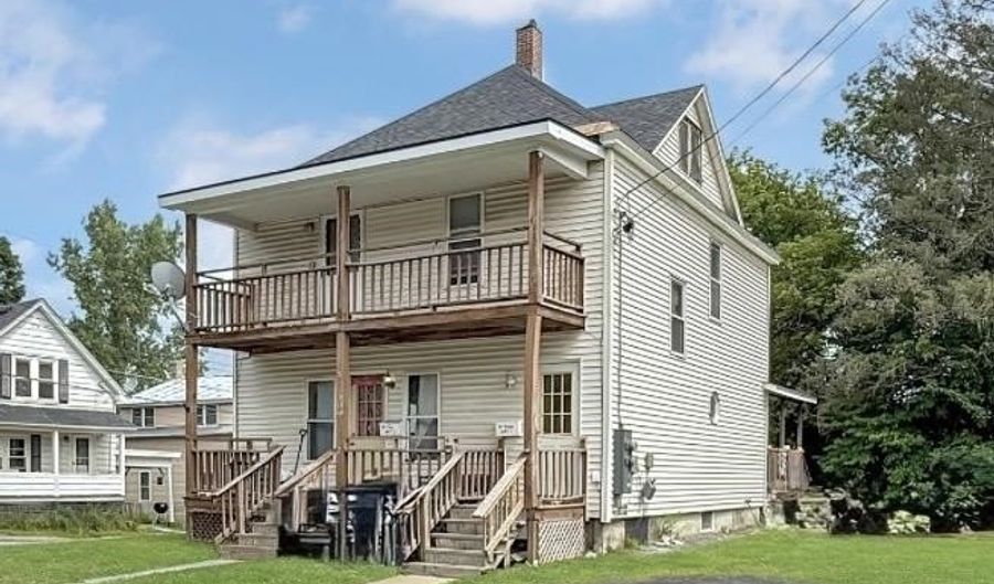 31 Foss St, Barre, VT 05641 - 3 Beds, 2 Bath