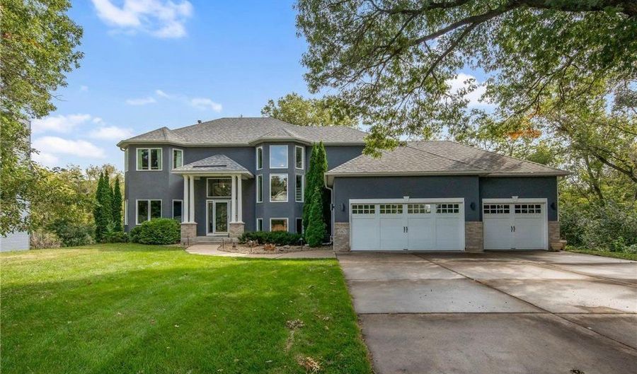 13871 Eidelweiss St NW, Andover, MN 55304 - 4 Beds, 4 Bath