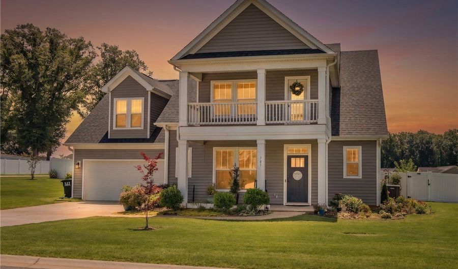 701 Oak Hill Ln, Belton, SC 29627 - 4 Beds, 4 Bath