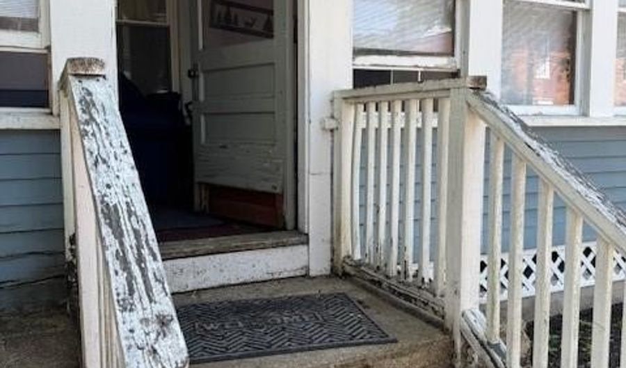 1088 Main St, Hopkinton, RI 02832 - 5 Beds, 3 Bath