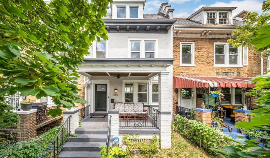 1505 SPRING Pl NW, Washington, DC 20010 - 4 Beds, 4 Bath