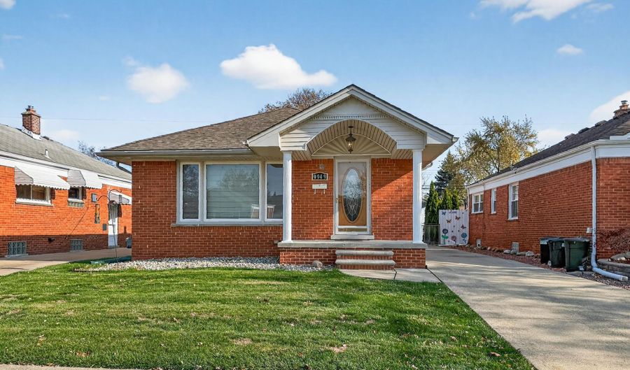 9949 Sterling Ave, Allen Park, MI 48101 - 3 Beds, 2 Bath