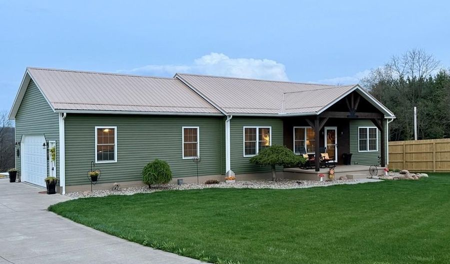 1172 County Road 2075, Ashland, OH 44805 - 2 Beds, 3 Bath