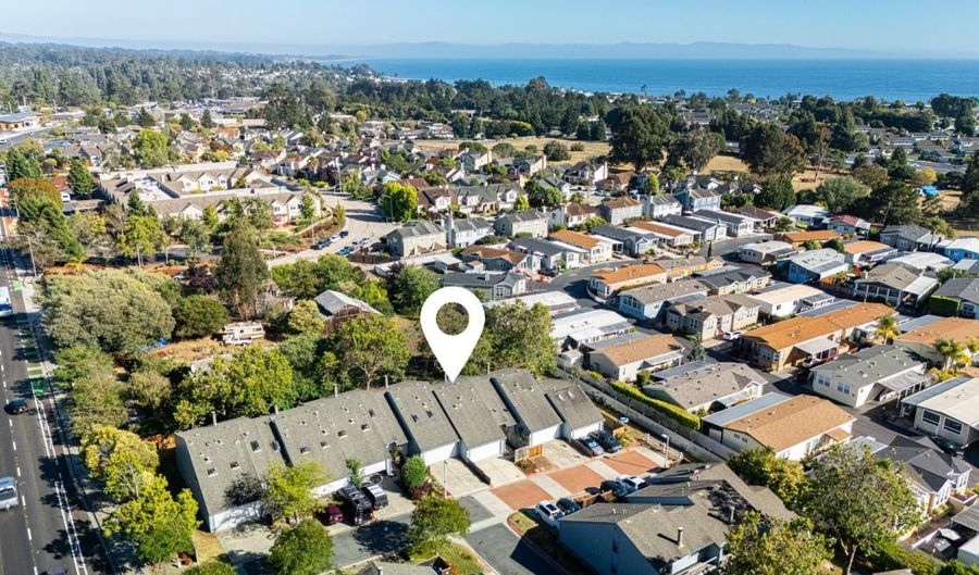 2834 Casa De Vida Dr, Aptos, CA 95003 - 2 Beds, 2 Bath