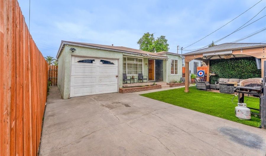115 N Magnolia Ct, Compton, CA 90220 - 4 Beds, 2 Bath