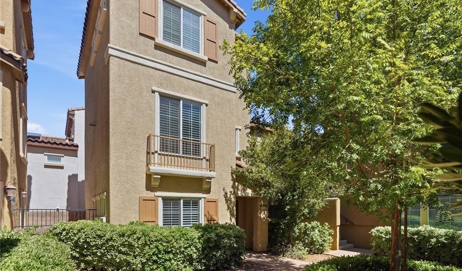 11326 Colinward Ave, Las Vegas, NV 89135 - 3 Beds, 3 Bath