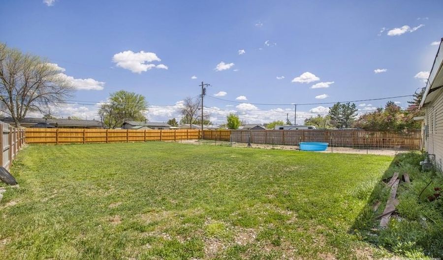 2255 Dove Dr, Ammon, ID 83406 - 3 Beds, 2 Bath