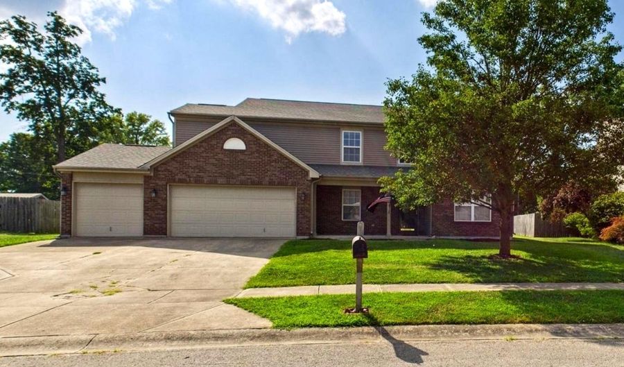 6319 Raldon Rd, Anderson, IN 46013 - 3 Beds, 3 Bath