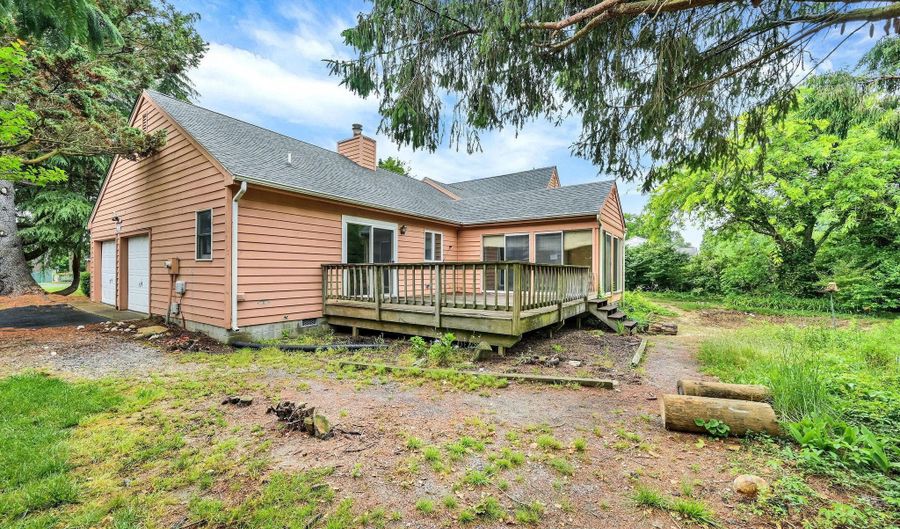 30849 BUTTONWOOD Dr, Lewes, DE 19958 - 6 Beds, 3 Bath