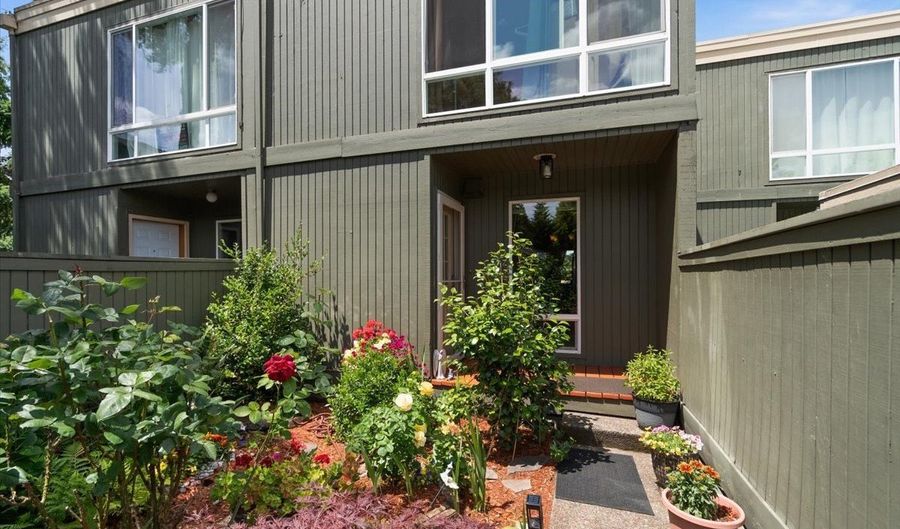 1637 NW MIDLAKE Ln, Beaverton, OR 97006 - 2 Beds, 2 Bath