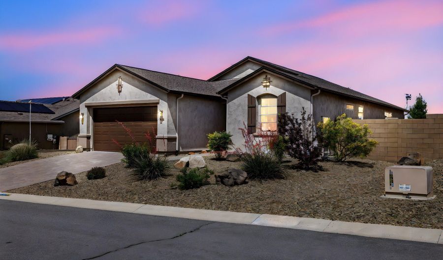 365 Grafton Ct, Chino Valley, AZ 86323 - 3 Beds, 2 Bath