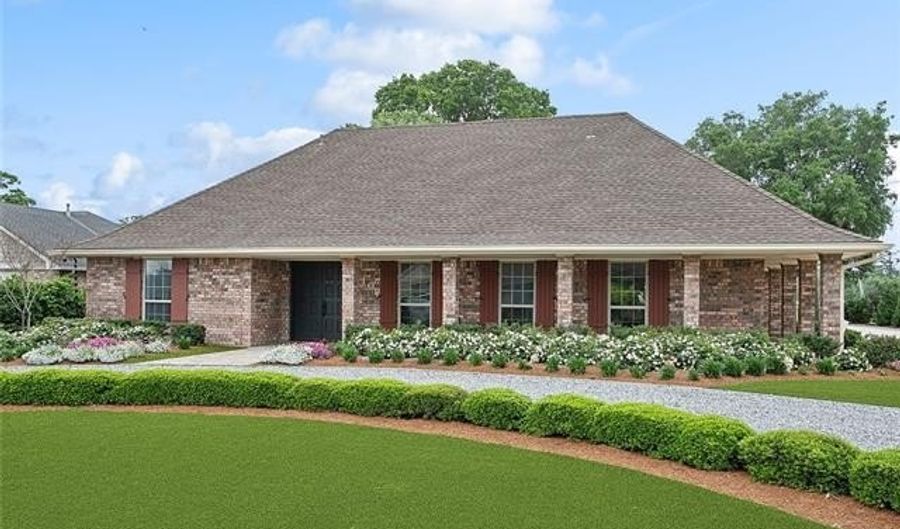 102 LIBERTY St, Belle Chasse, LA 70037 - 5 Beds, 3 Bath