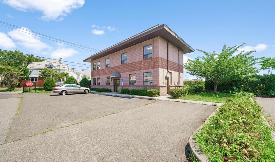 256 KENNEDY Blvd 2, Bayonne, NJ 07002 - 0 Beds, 0 Bath