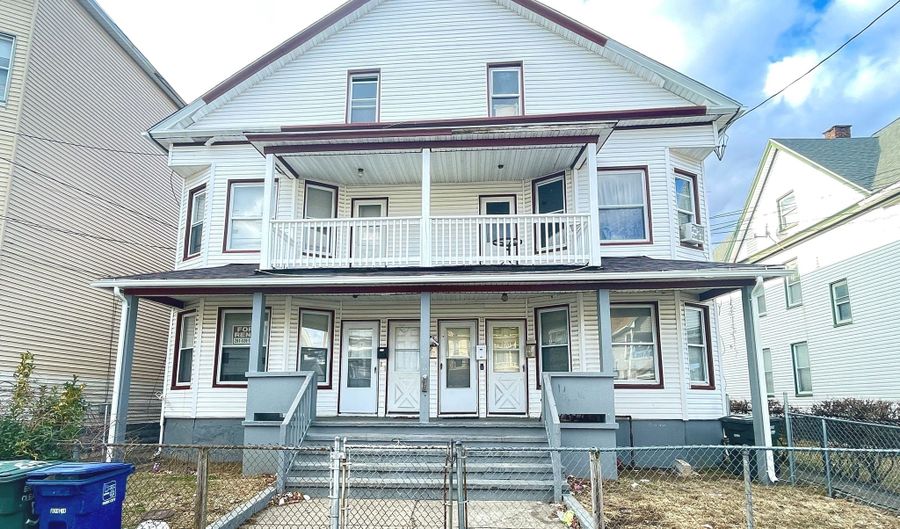 519 Brooks St, Bridgeport, CT 06608 - 3 Beds, 1 Bath