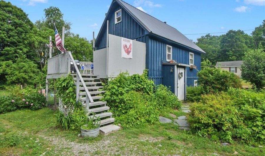 290 North St, Brandon, VT 05733 - 2 Beds, 2 Bath
