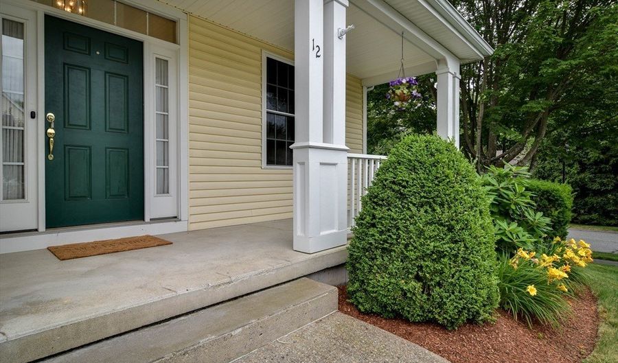 12 Braeburn Ln 12, Ashland, MA 01721 - 2 Beds, 3 Bath