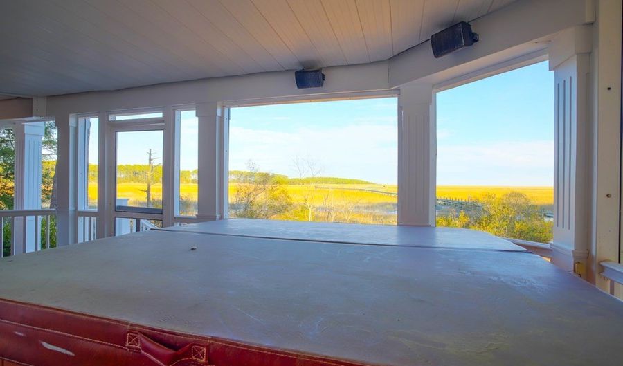 25323 OCEANVIEW Ct, Accomac, VA 25323 - 5 Beds, 5 Bath