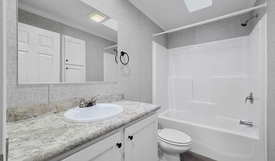 178 Back Searsport Rd, Belfast, ME 04915 - 2 Beds, 0 Bath