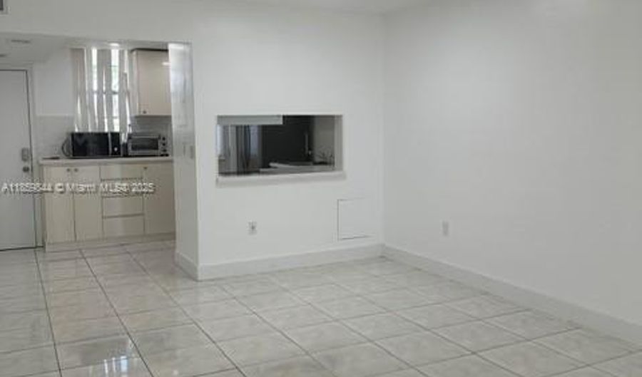 3010 Marcos Dr R203, Aventura, FL 33160 - 1 Beds, 1 Bath