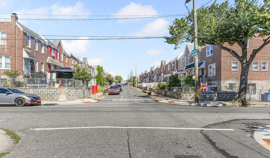 4304 OAKMONT St, Philadelphia, PA 19136 - 3 Beds, 1 Bath