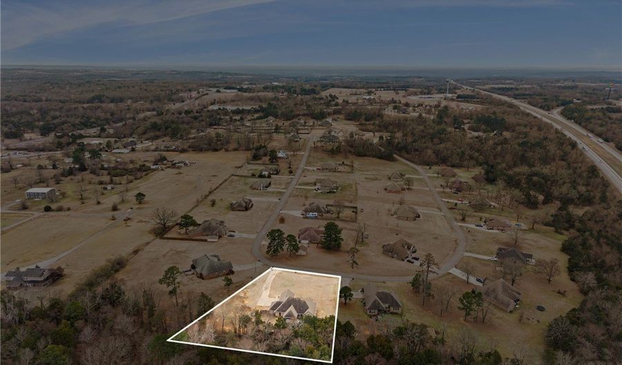 513 Stone Mountain Loop, Alma, AR 72921 - 3 Beds, 3 Bath