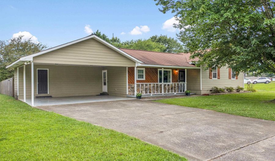 68 CLUB Ests, Anniston, AL 36207 - 3 Beds, 2 Bath