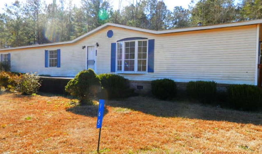 165 Bellamy Rd, Bladenboro, NC 28320 - 4 Beds, 2 Bath