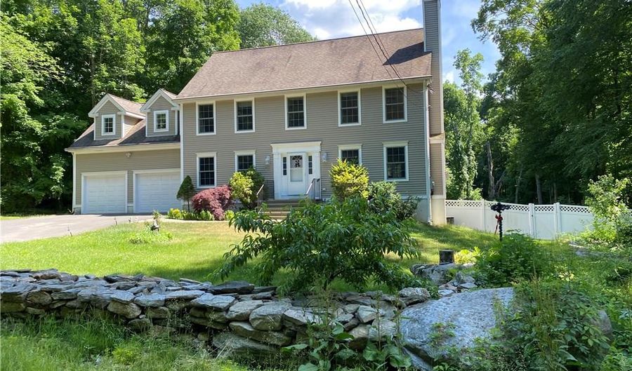 161 Coventry Rd, Mansfield Center, CT 06250 - 4 Beds, 3 Bath