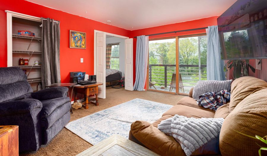 362 Hildred Dr, Burlington, VT 05401 - 2 Beds, 1 Bath