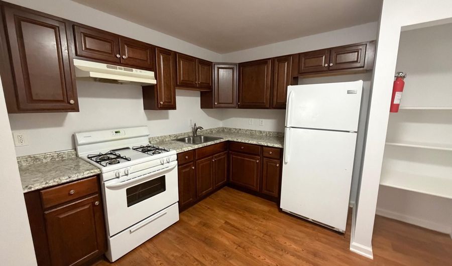 16 IROQUOIS Dr, Absecon, NJ 08205 - 2 Beds, 1 Bath