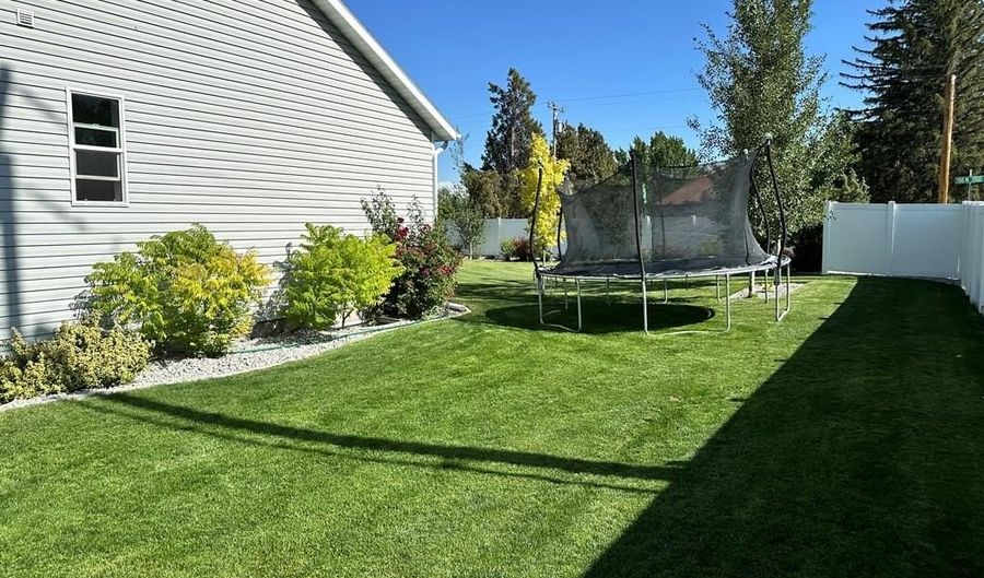 347 W 155 N, Blackfoot, ID 83221 - 5 Beds, 3 Bath