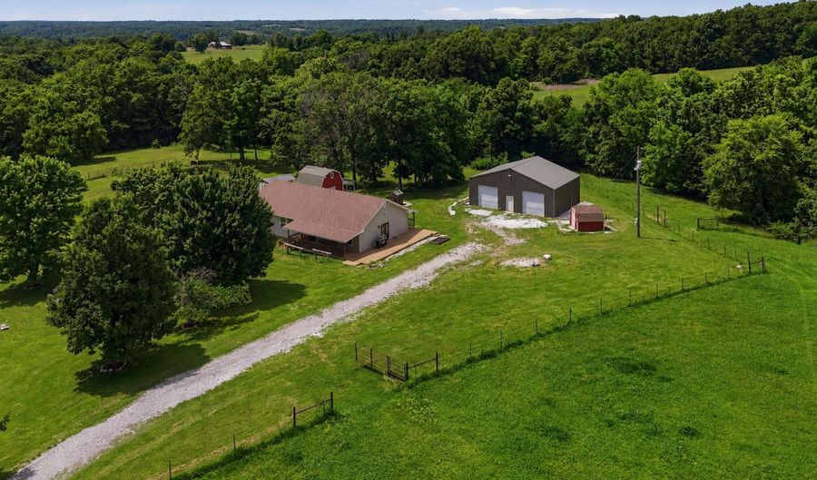 3349 Mud Springs Rd, Anderson, MO 64831 - 3 Beds, 2 Bath
