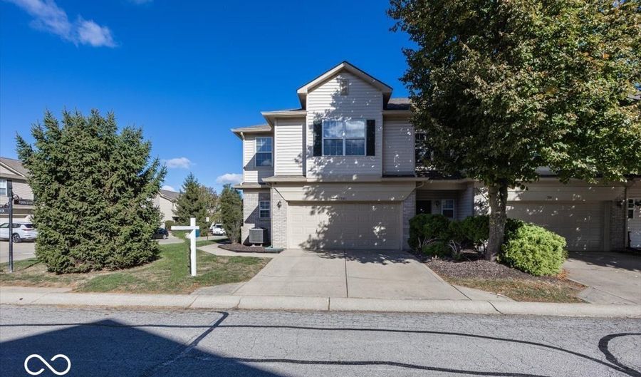 7041 Gavin Dr, Indianapolis, IN 46217 - 3 Beds, 3 Bath