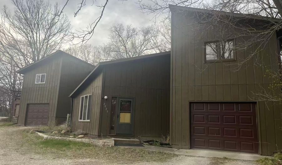 2823-2825 Ontario St, Ames, IA 50014 - 0 Beds, 0 Bath