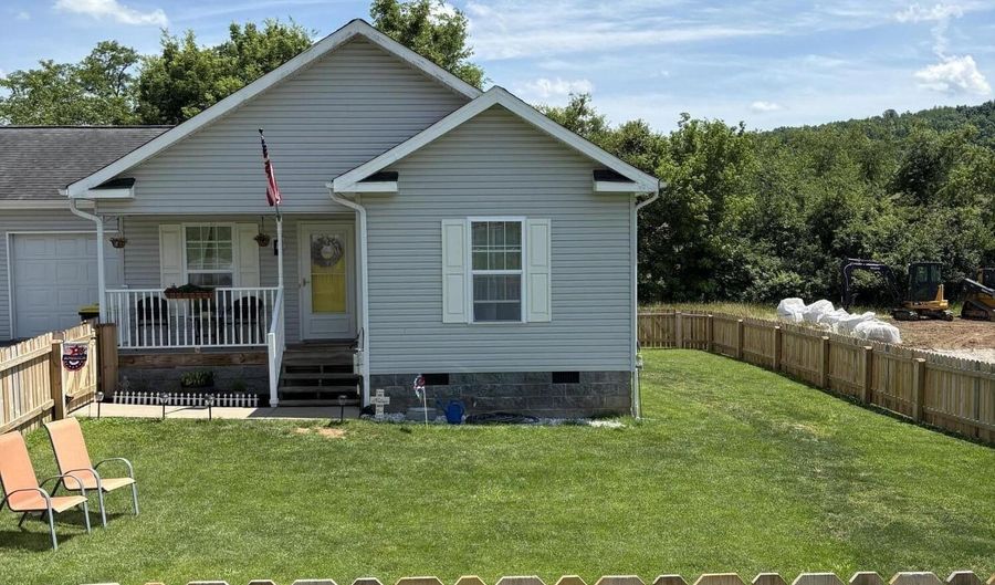 18408 Fortunes Way, Abingdon, VA 24210 - 3 Beds, 2 Bath
