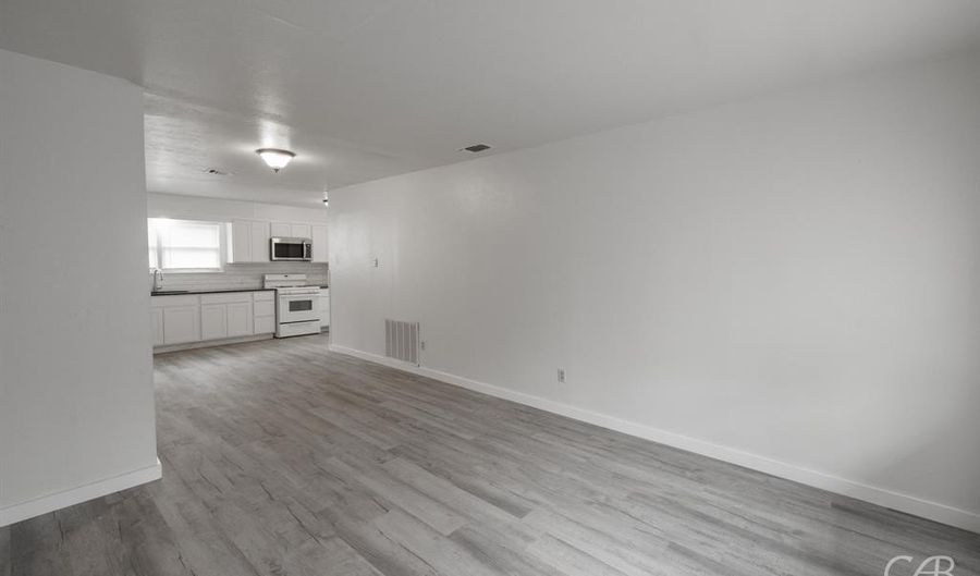 2121 Parramore St, Abilene, TX 79603 - 3 Beds, 1 Bath