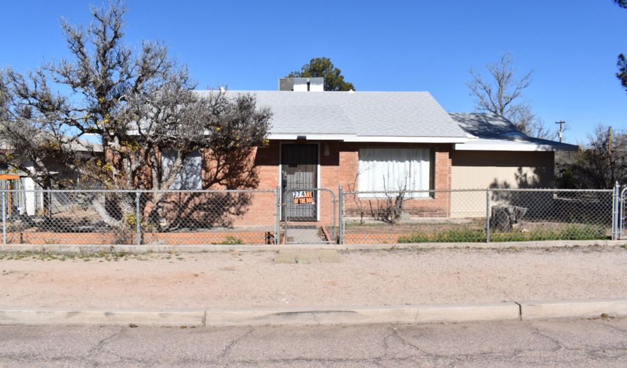 274 W Bonita St, Benson, AZ 85602 - 2 Beds, 2 Bath