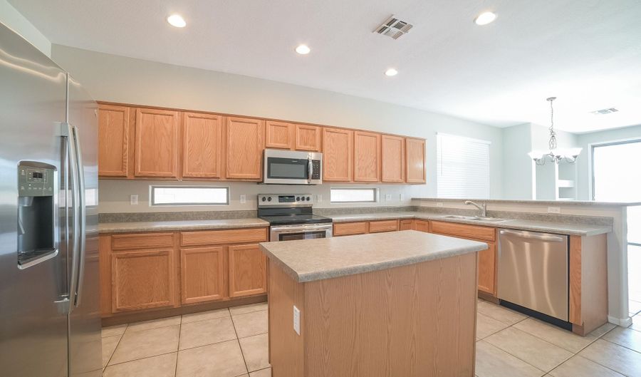 3213 N 127TH Dr, Avondale, AZ 85392 - 3 Beds, 2 Bath