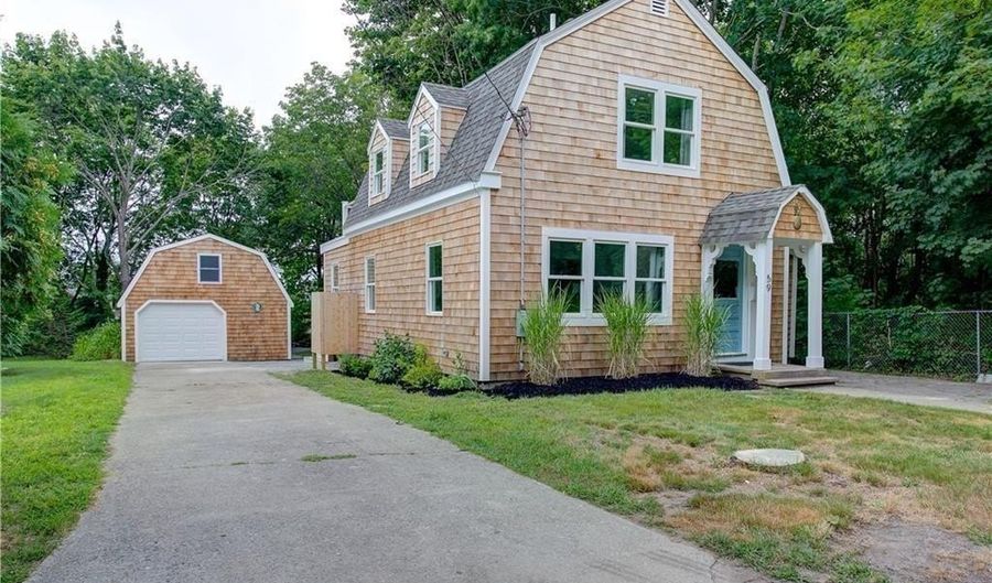 59 Melrose Ave, Jamestown, RI 02835 - 4 Beds, 2 Bath