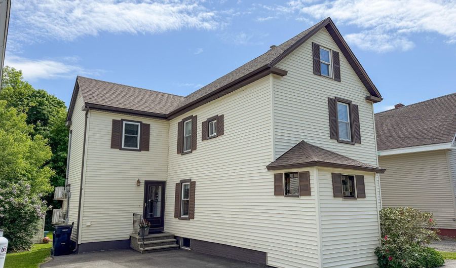 221 Birch St, Bangor, ME 04401 - 3 Beds, 2 Bath