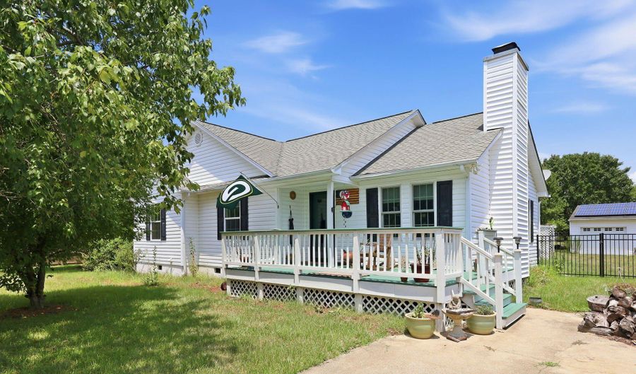 28 Katz Ln, Angier, NC 27501 - 3 Beds, 2 Bath
