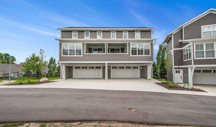 7035 Ada Depot Dr, Ada, MI 49301 - 2 Beds, 3 Bath