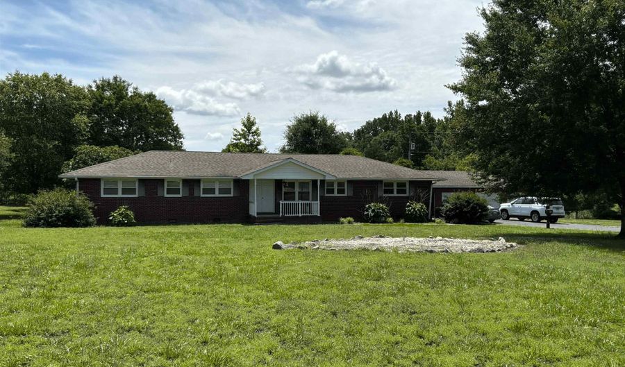 1141 Wright School Rd, Belton, SC 29627 - 4 Beds, 3 Bath
